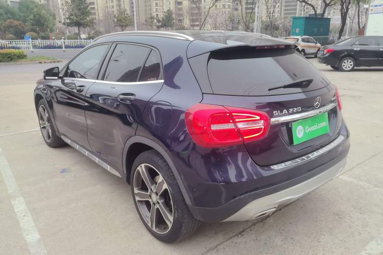 Used Mercedes-Benz GLA 2016 GLA 220 4MATIC Luxury Model
