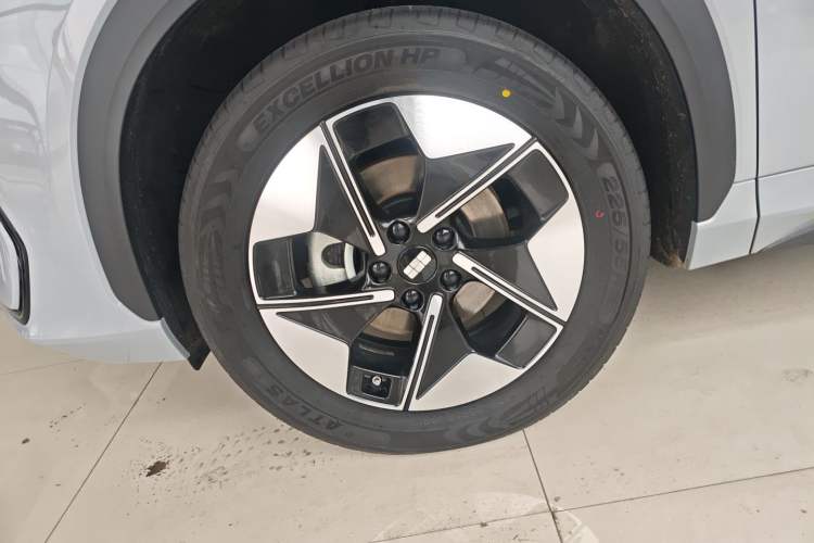 Used Geely Galaxy E5 2024 440km Launch Edition
