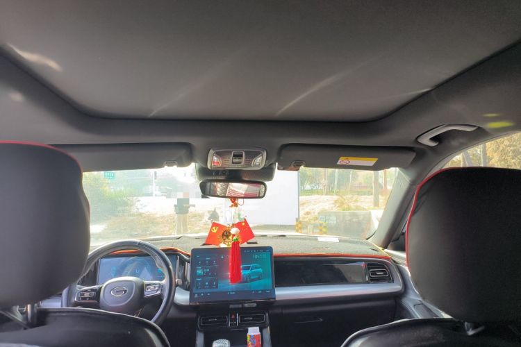 Used GAC Trumpchi GS8 2022 Dual-Engine Series 2.0TM Two-Wheel Drive Prestige Edition (7 Seats)