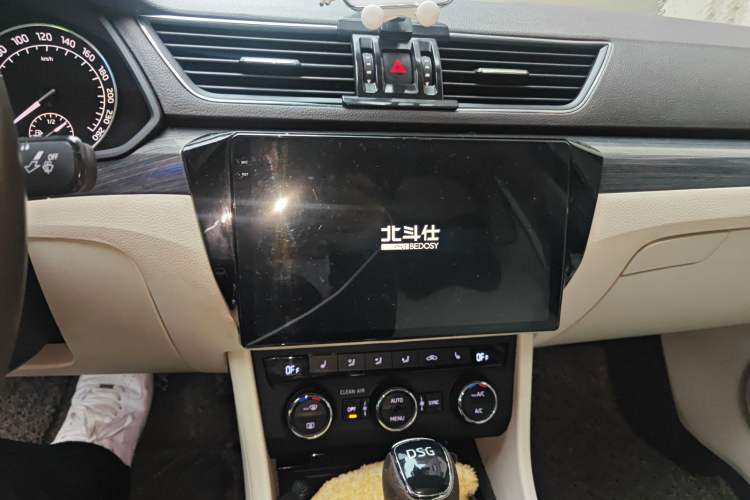 Used Skoda Superb 2016 TSI330 DSG Smart Drive Edition
