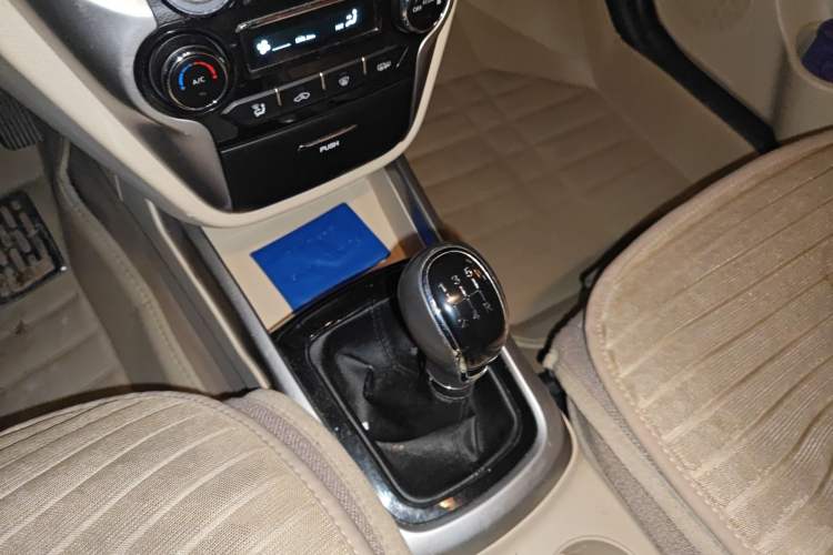 Used CHANGAN Eado 2015 1.6L Manual Luxury Model China IV Standard
