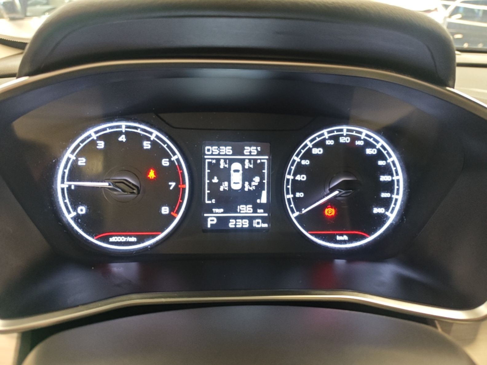 Geely Auto Coolray 2024 1.5T DCT Longteng Edition — снимка 14