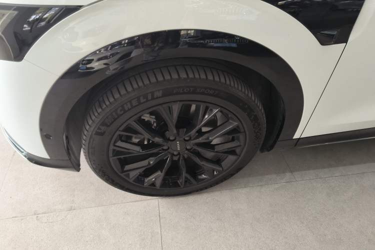 Used Zeekr 7X 2025 100kWh Long-Range All-Wheel Drive Intelligent Driving Version Exterior 4