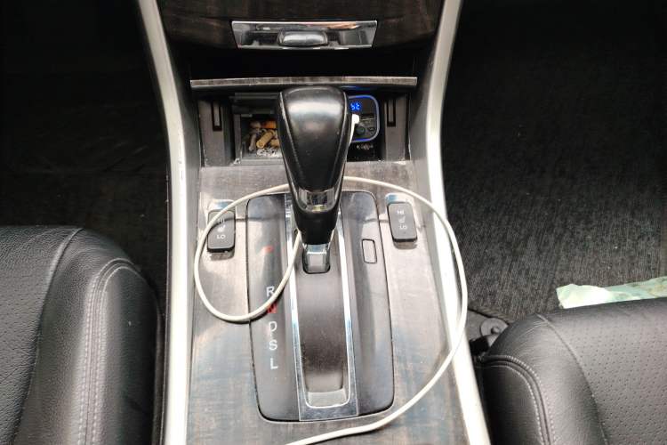 Used Honda Accord 2014 2.4L EX Luxury Edition Gear Lever