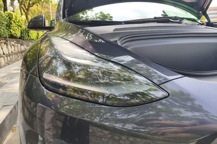 Used Tesla Model Y 2024 Rear-Wheel-Drive Version
