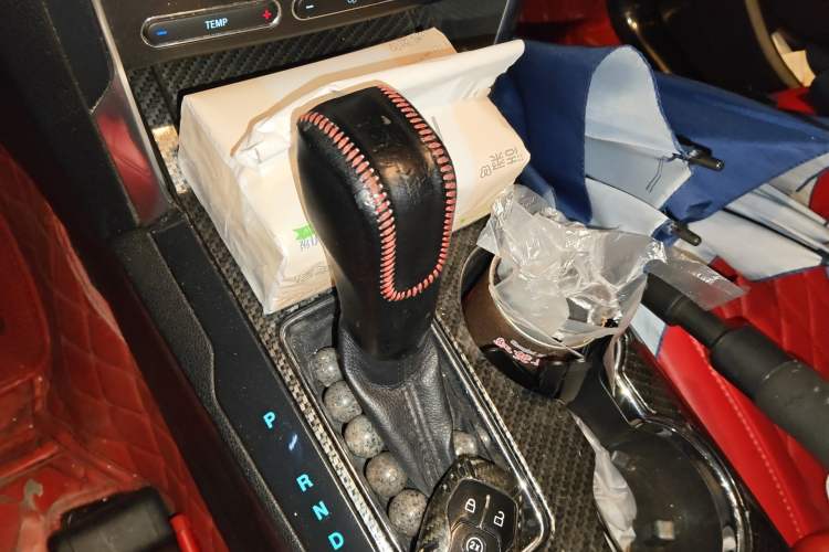 Used Ford Explorer 2017 2.3T Elite Edition Gear Lever