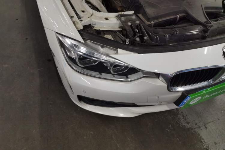 Used BMW 3 Series 2016 320Li Fashion Model
