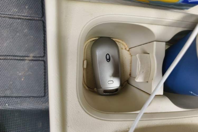 Used ORA Good Cat 2021 400km Standard Range Venus Edition Lithium-Ion Battery Vehicle Key