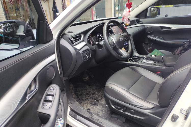 Used Infiniti QX50 2018 2.0T Two-Wheel Drive Fashion Edition