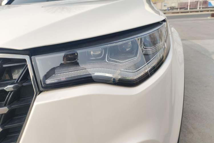 Used Zotye T700 2017 1.8T Dual-Clutch Luxury Model Left Front Headlight