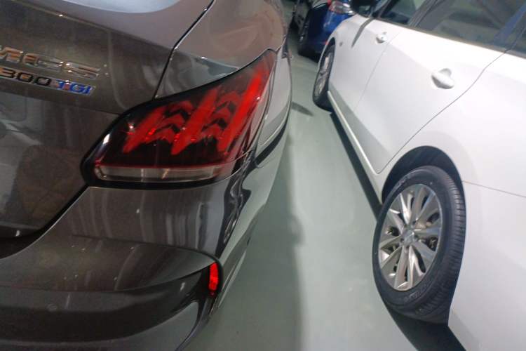 Used MG 5 2021 300TGI DCT Elegant Luxury Edition Right Rear Taillight