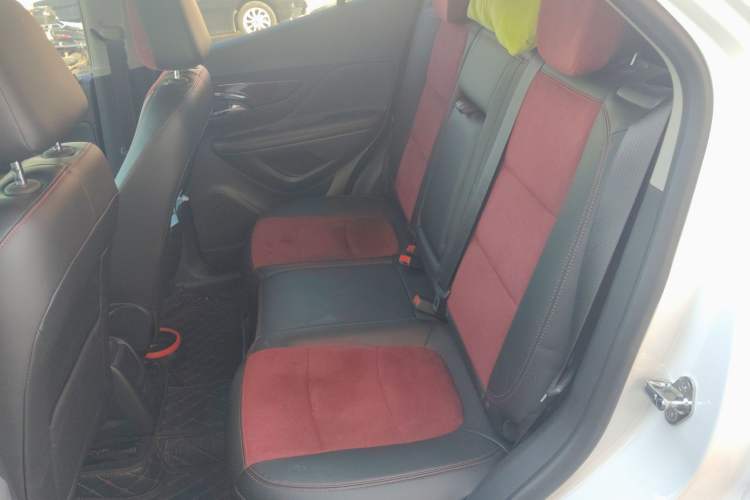 Used Buick Encore 2018 18T Automatic Two-Wheel Drive Urban Elite Model
