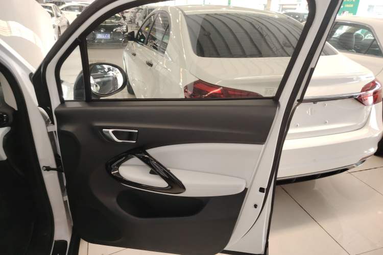 Used Leapmotor T03 2022 Star Diamond Edition
