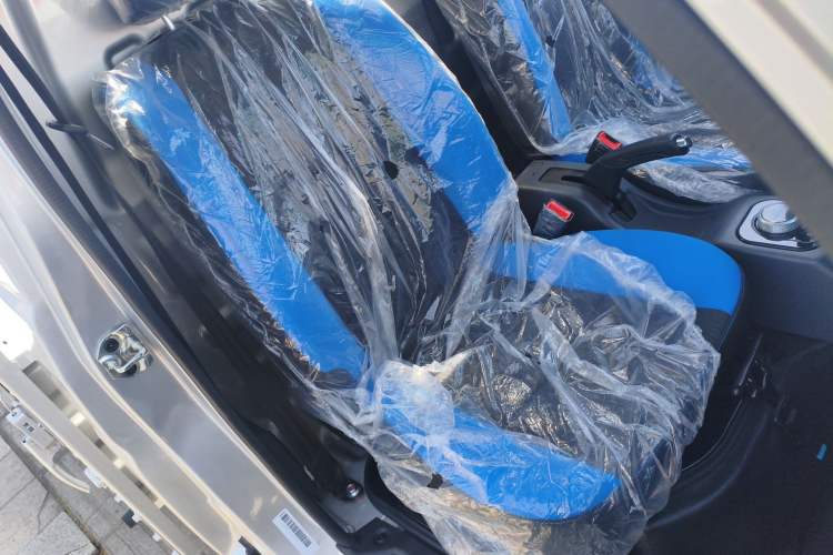 Used SRM New Energy T3L EV 2025 Model—Fudi 42.3 kWh, 3.2-meter Flatbed Truck
