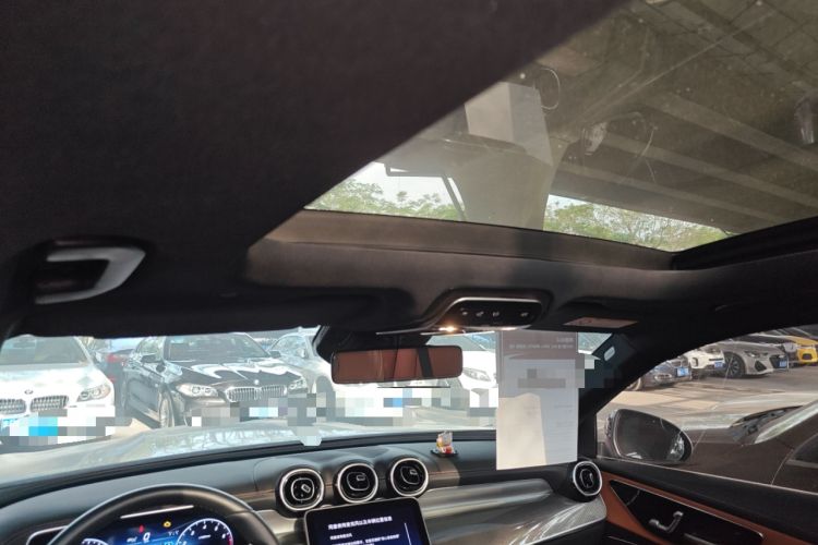 Used Mercedes-Benz GLC 2023 Facelift GLC 260 L 4MATIC Dynamic Version 5 Seats Headliner