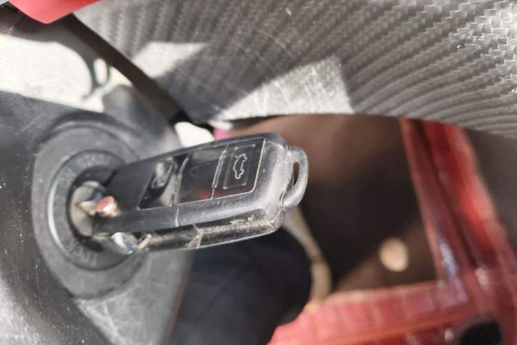 Used FORTHING Joyear X5 2017 Enjoy Series 1.6L CVT Luxury Model
