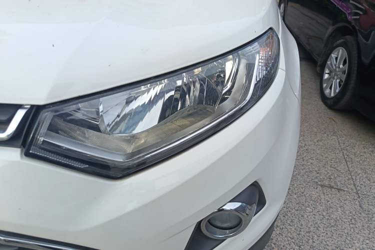 Used Ford EcoSport 2013 1.5L Automatic Prestige Model Left Front Headlight