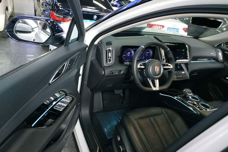 Used Hongqi HS3 2023 2.0T All-Wheel-Drive Youwei Version
