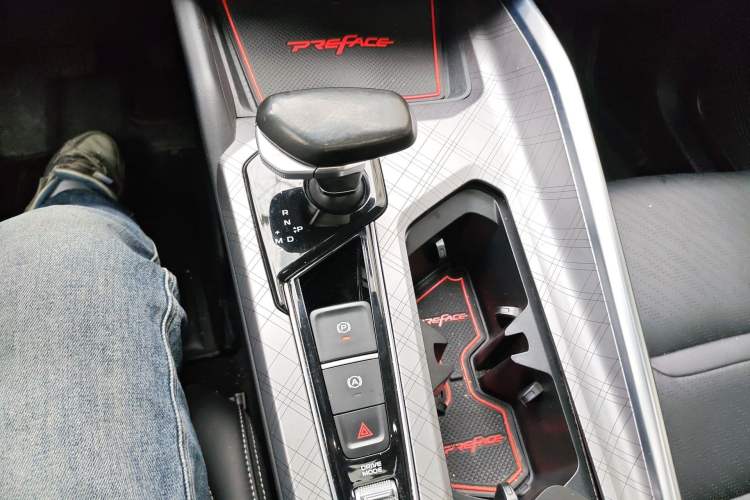 Used Geely Auto Preface 2021 2.0TD Luxury Version Gear Lever