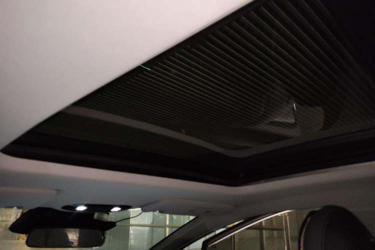 Used AION Y 2023 Plus 510 Smart Edition Headliner