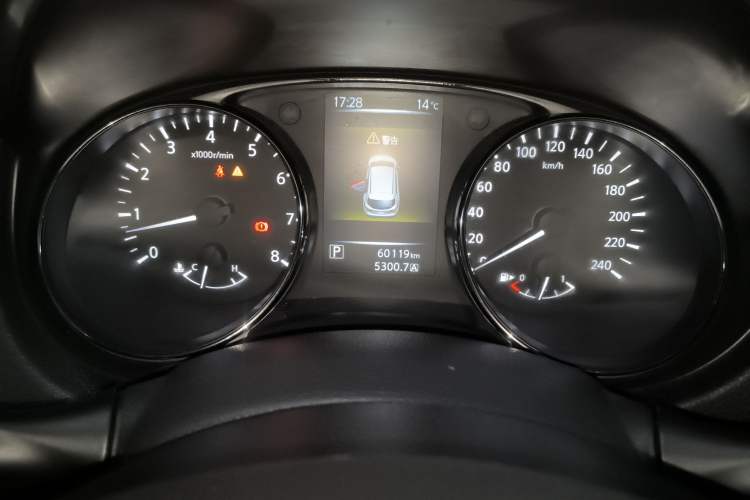 Used Nissan Qashqai 2016 2.0L CVT Elite Edition
