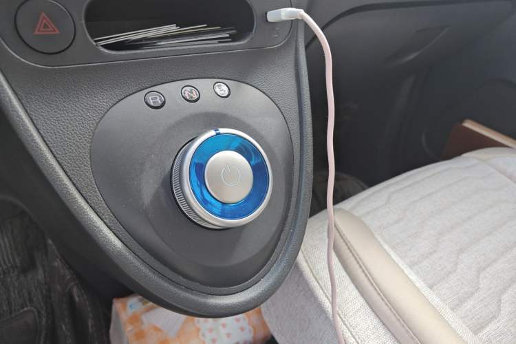 Used ORA Black Cat 2019 301km Standard Edition Gear Lever