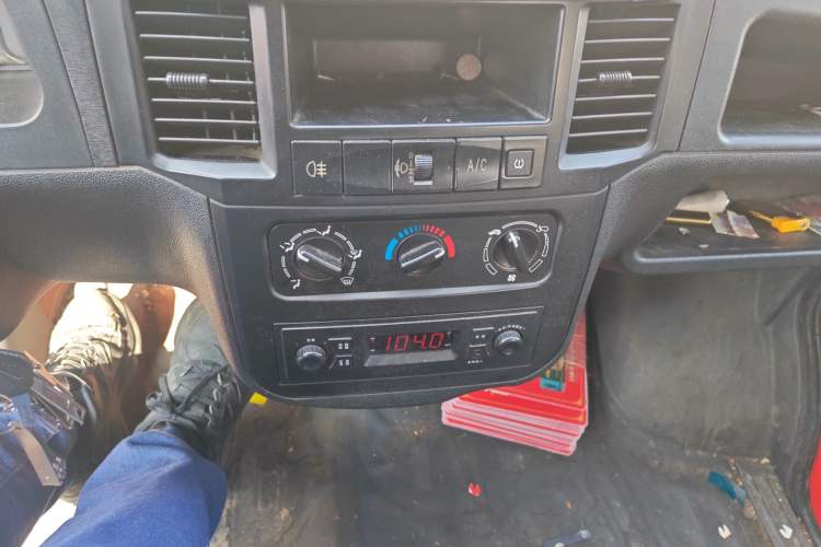 Used Wuling Zhiguang 2020 1.2L Practical Model China VI LSI
