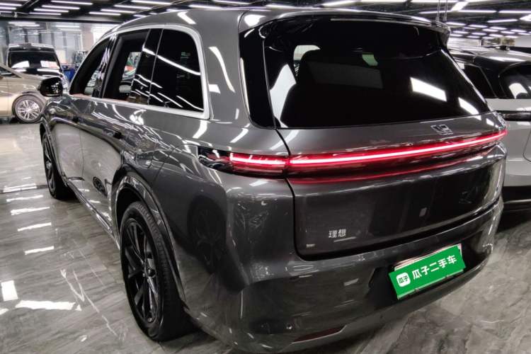 Used Li Auto L8 2023 Pro Model Exterior 2