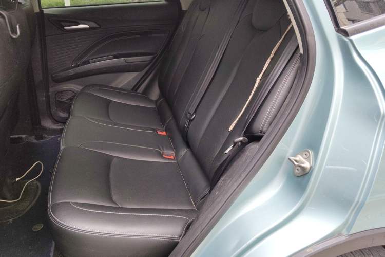 Used NETA V 2022 Chao 400 Lite Left Rear Seat