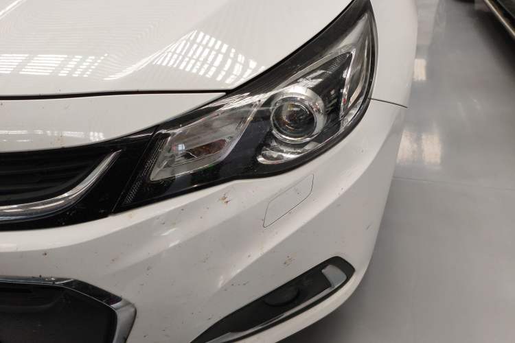 Used Chevrolet Malibu 2017 1.5T Automatic Luxury Edition Left Front Headlight