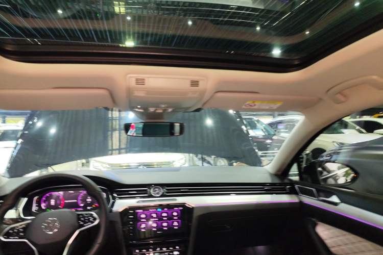 Used Volkswagen Magotan 2023 2 Million Units Commemorative Edition 330TSI DSG Luxury Version Headliner