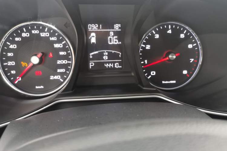 Used MG 6 2019 20T Automatic Sport Edition Odometer Close Up