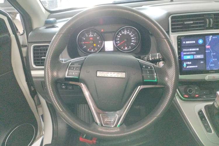 Used Haval M6 2019 1.5T DCT Two-Wheel Drive Value Edition China VI Standard Steering Wheel