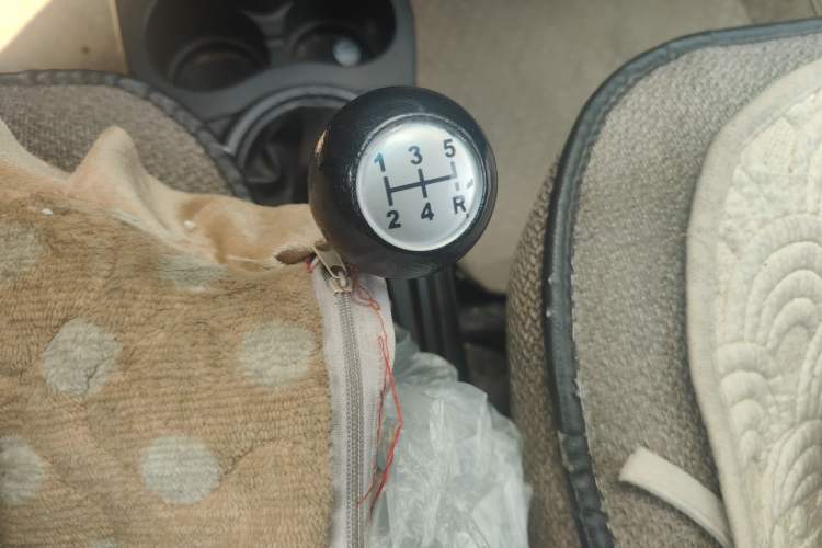 Used CHANGAN Benni mini 2012 1.0L Manual Fashion Edition China IV Standard