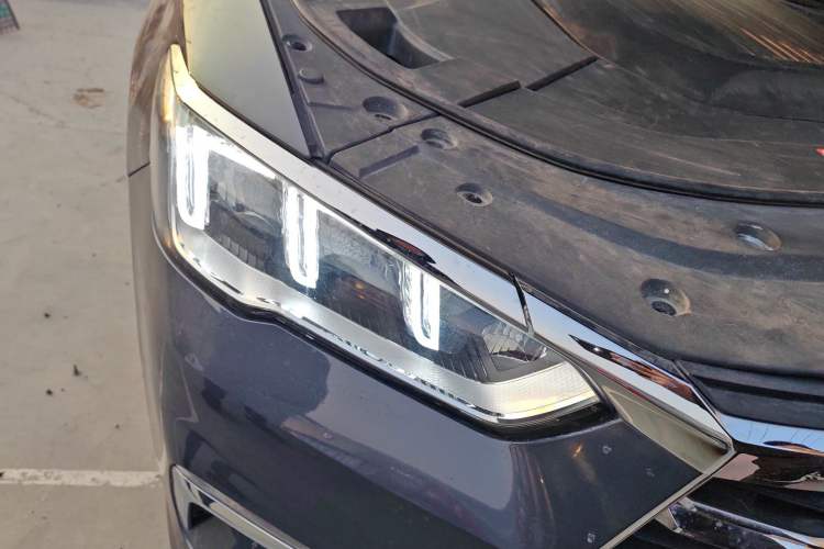 Used BYD Song Pro New Energy 2019 DM 1.5T Four-Wheel Drive Performance Edition Deluxe Model
