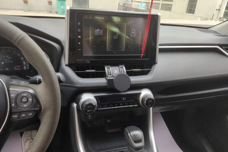 Used Toyota RAV4 2020 Dual-Engine 2.5L E-CVT Two-Wheel Drive Elite Edition Audio And AC Panel