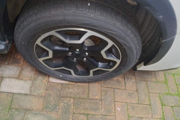 Used Subaru XV 2014 2.0i Comfort Edition