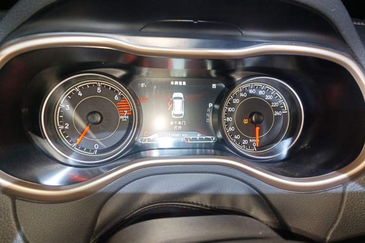 Used Jeep Cherokee 2016 2.0L Superior Edition