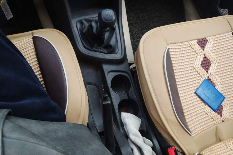 Used Wuling Hongguang V 2019 1.5L Base Version China VI LAR
