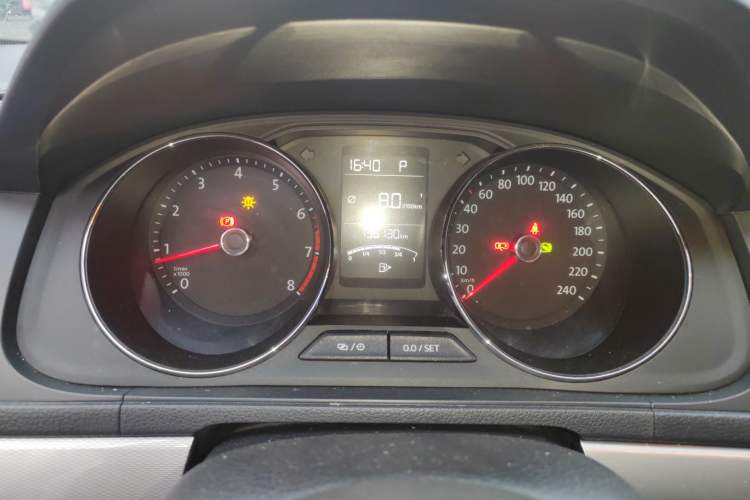 Used Volkswagen Gran Lavida 2017 180TSI DSG Comfort Edition Instrument Cluster