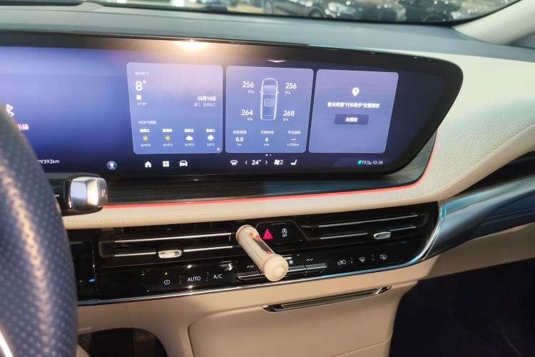 Used Buick Century 2023 2.0T Six-Seater Yinshi Edition
