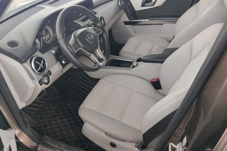 Used Mercedes-Benz GLK-Class 2014 GLK 200 Standard Model Left Front Seat