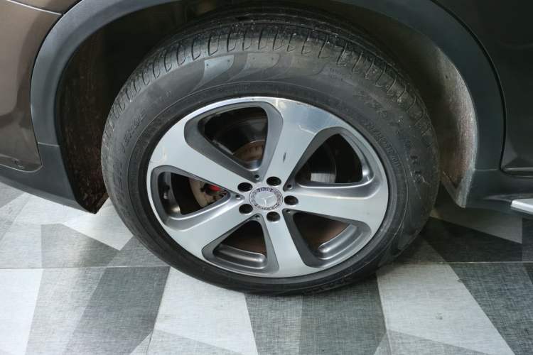 Used Mercedes-Benz GLC 2017 GLC 260 4MATIC Luxury Model
