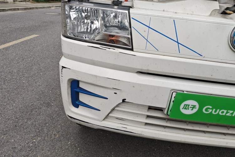 Used Dongfeng Xiaokang EC36II 2023 Chongqing Innovision 38.64 kWh Right Front Headlight