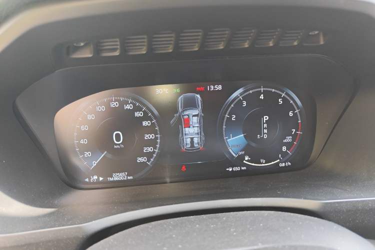 Used Volvo XC90 2015 T6 Zhiyi Edition 7-Seater
