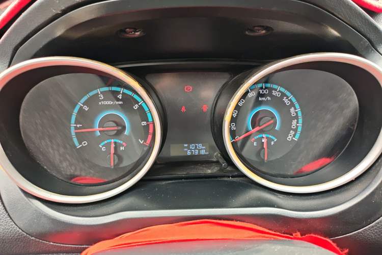 Used CHANGAN KAICHENG Ruixing S50 2017 1.5T Manual Luxury Model 6MT China V Standard Instrument Cluster