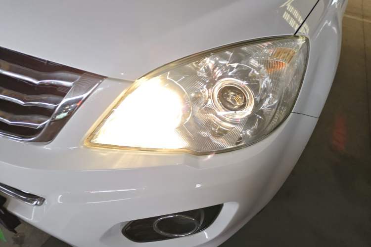 Used Haval H6 2016 Upgraded Model 1.5T Automatic Two-Wheel Drive Elite Version
