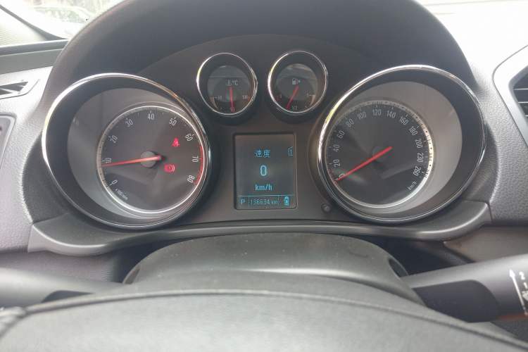 Used Buick Regal 2013 1.6T Automatic Elite Sport Edition Instrument Cluster