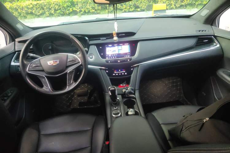 Used Cadillac XT5 2021 2.0T Two-Wheel Drive Luxury Version
