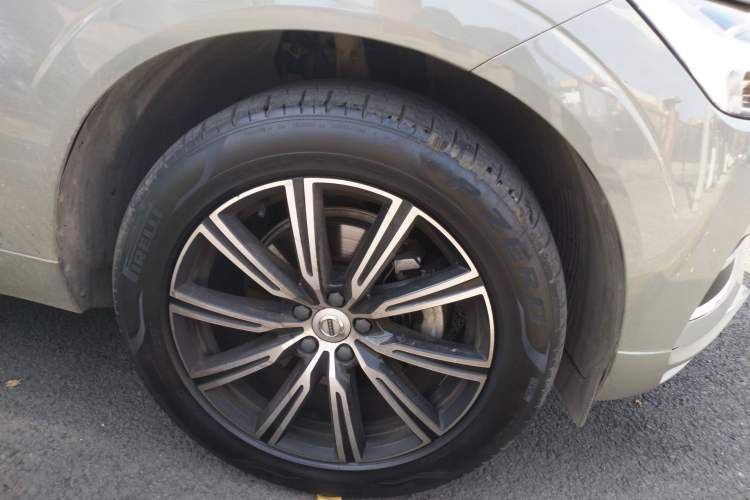 Used Volvo XC60 2019 T5 4x4 Zhiya Luxury Edition China V Standard
